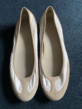 Nine West White and Beige Quilted Ballet Flats